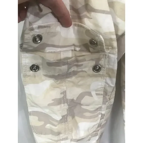 Sanctuary Pants Size 27 Womens Camouflage Tan Beige Cargo Style Drawstring Cuff - Picture 9 of 13
